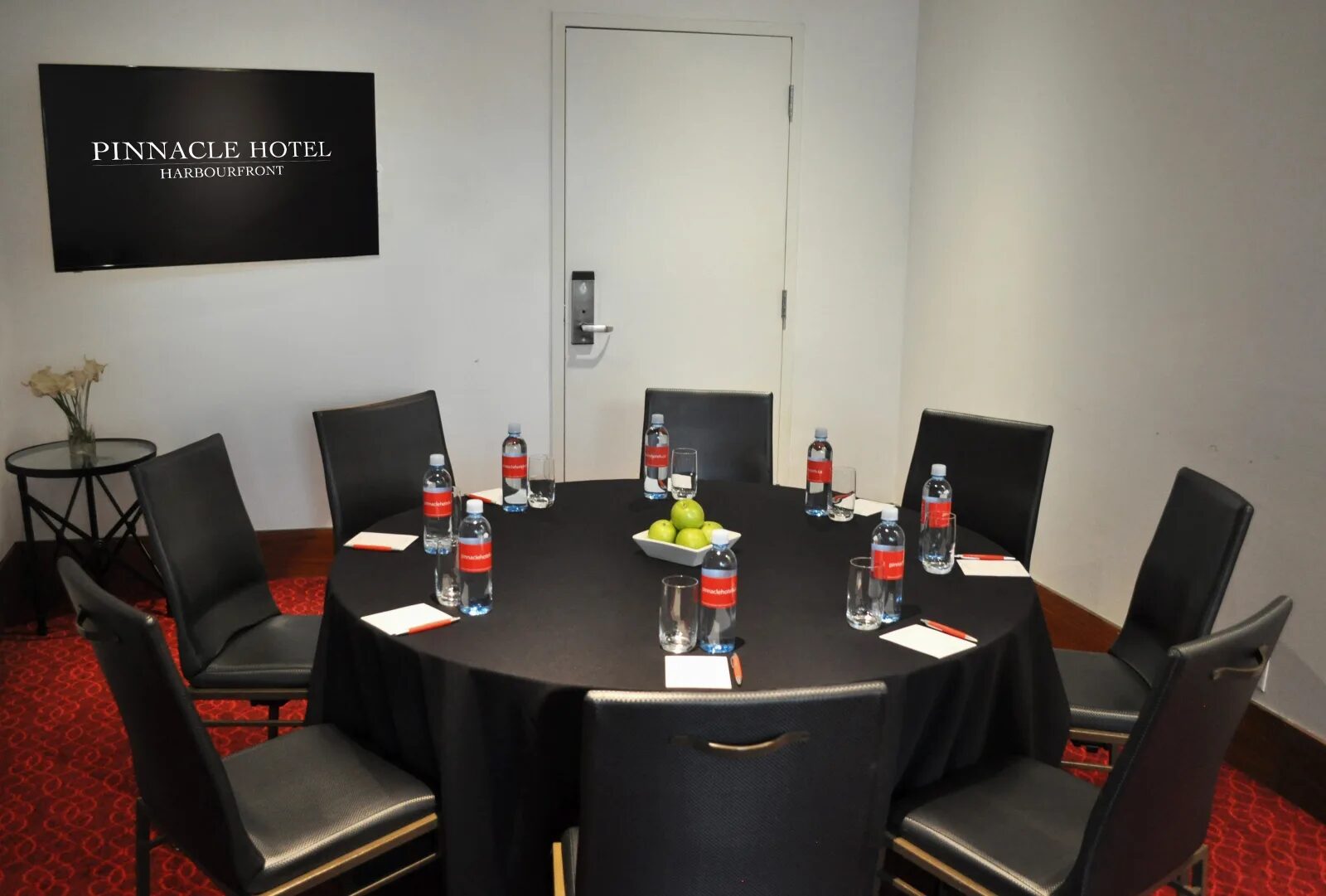 Salon G meeting room set for a small board meeting at Pinnacle Hotel Harbourfront