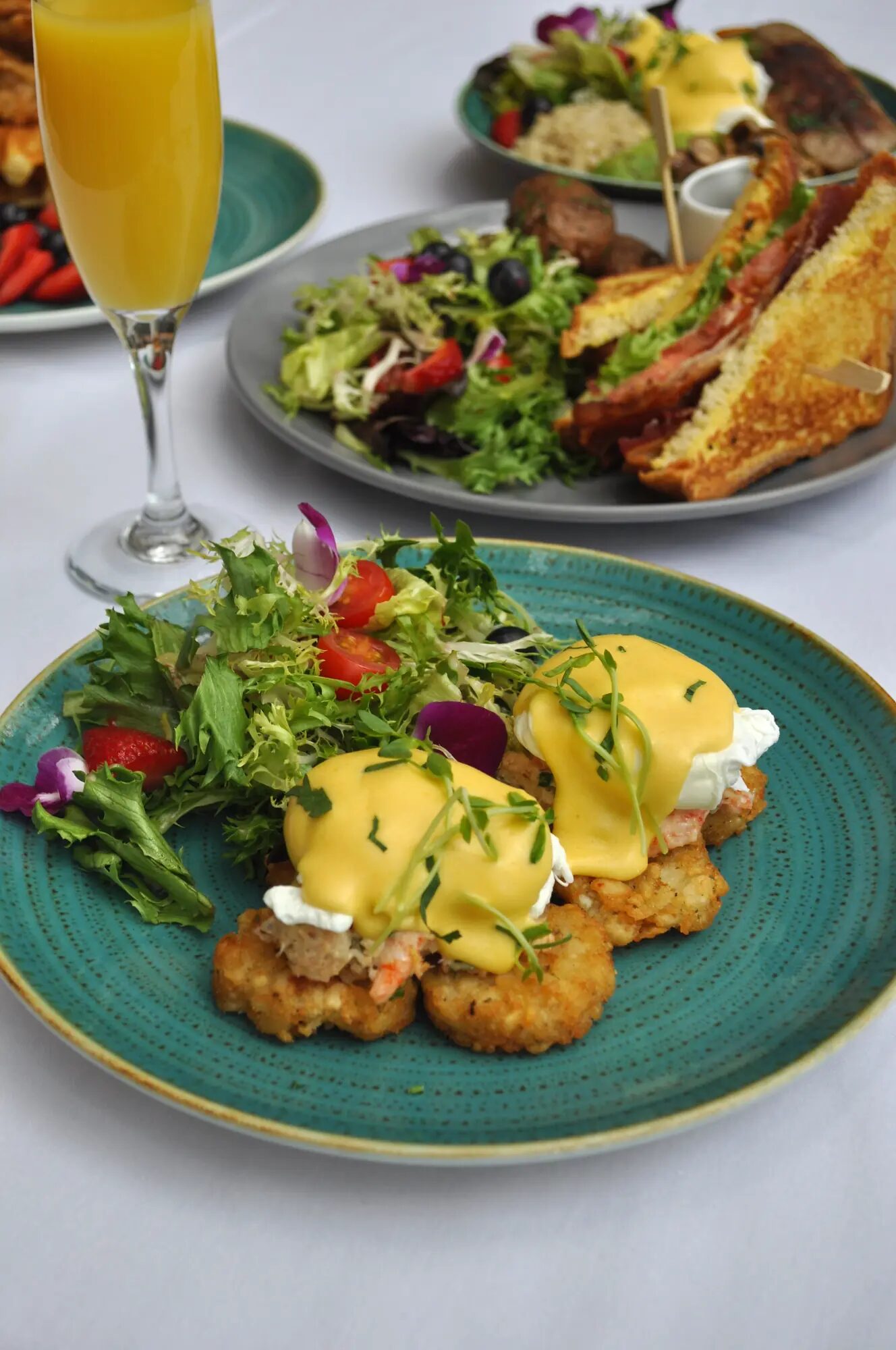 Stay & Dine, Bed & Breakfast at Pinnacle Hotel Harbourfront, downtown Vancouver