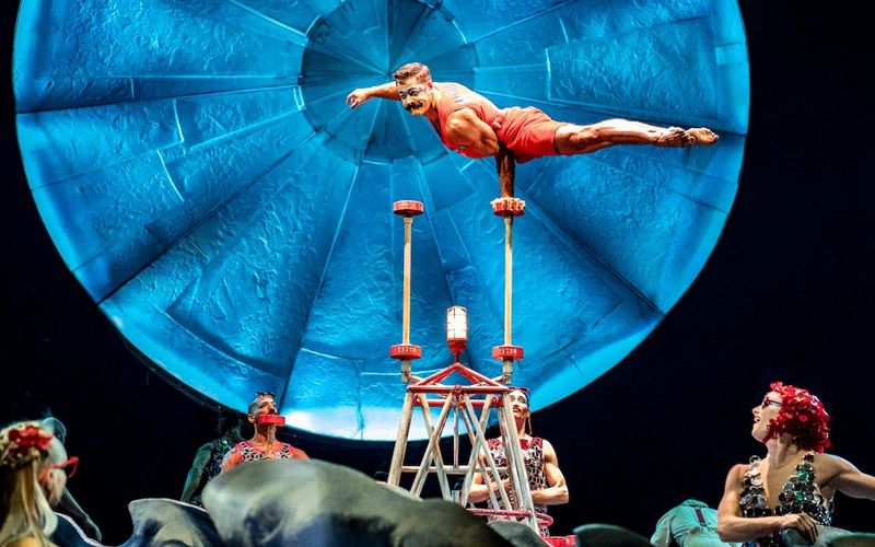 Cirque du Soleil: Luzia